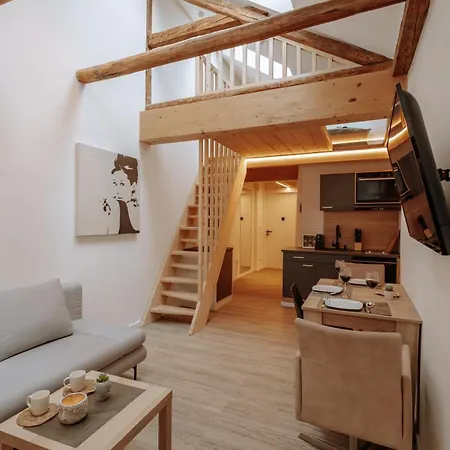 Modern Elegance Lofts - Wohnen Auf Zwei Ebenen Lejlighed Passau Eksteriør billede
